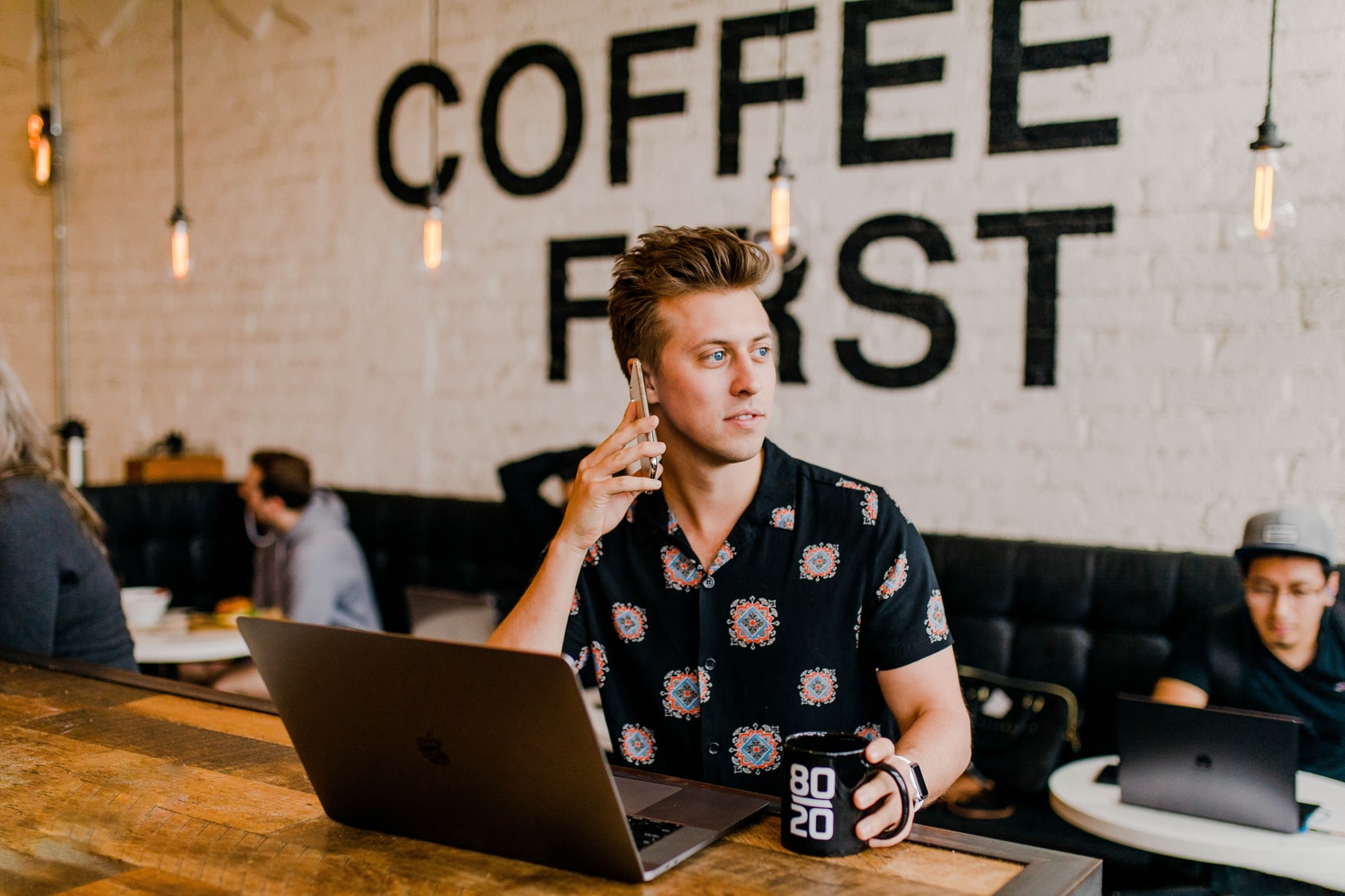https://demo.detheme.com/xpertiz-business/cross-collaboration-why-devs-and-designers-work-together/